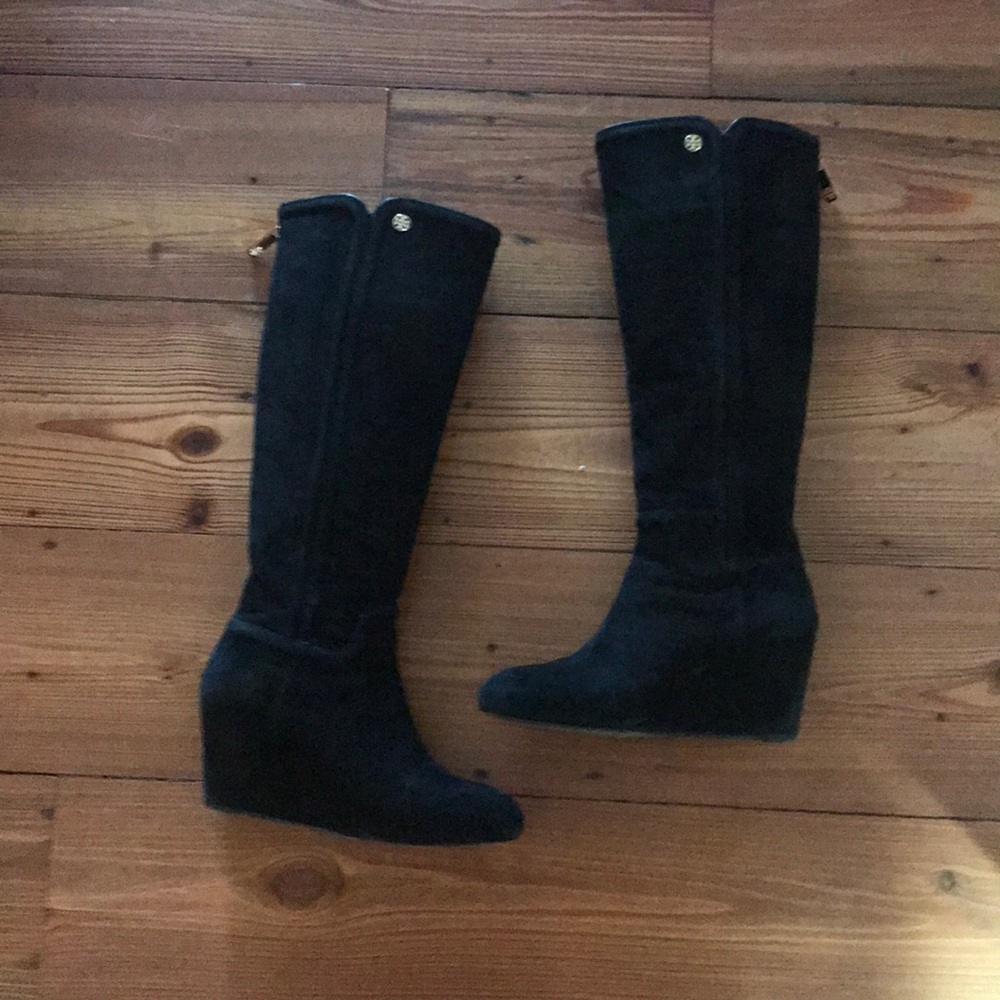 Tory Burch sz 5.5 suede boots